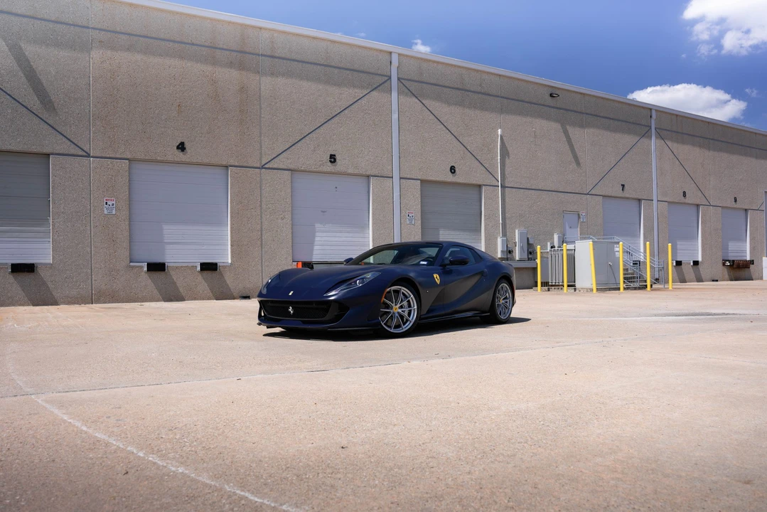 2022 Ferrari 812 GTS - Image 19 of 31