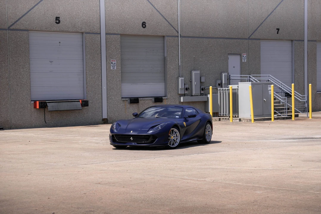 2022 Ferrari 812 GTS - Image 4 of 31