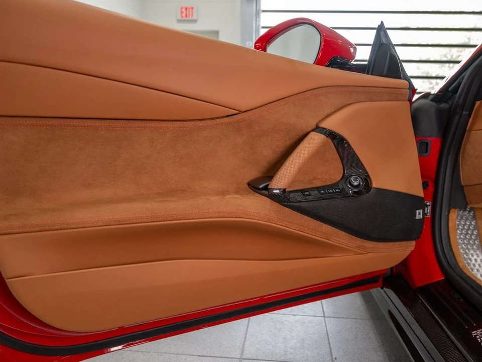 2022 Ferrari 812 GTS - Image 23 of 31