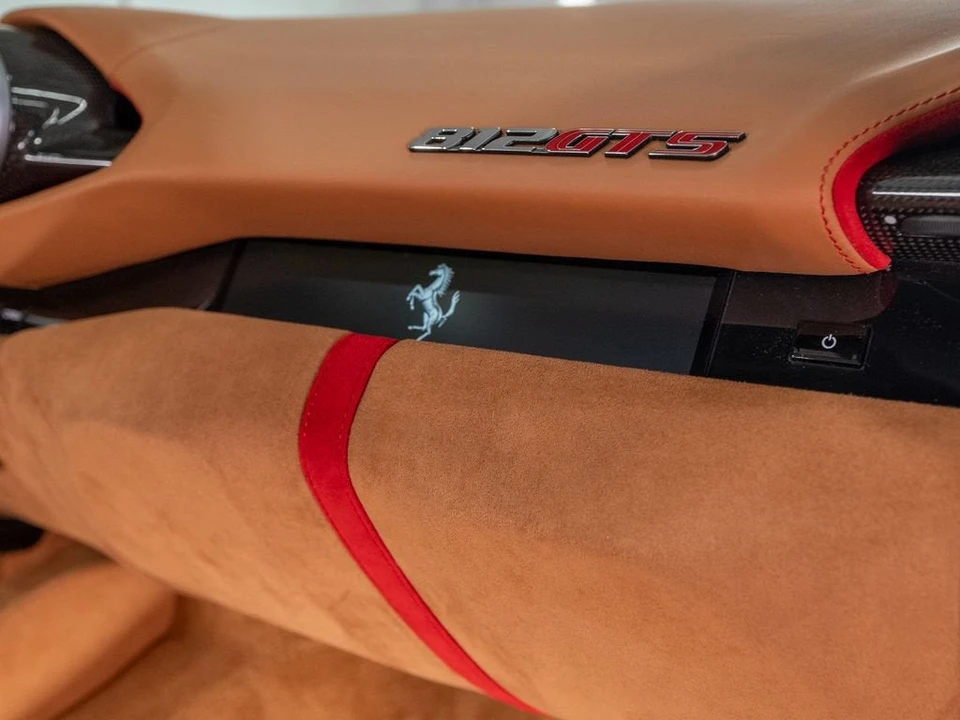 2022 Ferrari 812 GTS - Image 21 of 31