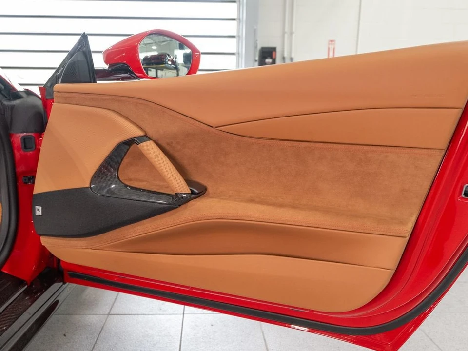 2022 Ferrari 812 GTS - Image 18 of 31
