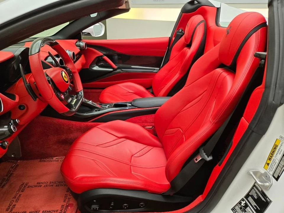 2022 Ferrari 812 GTS - Image 19 of 31