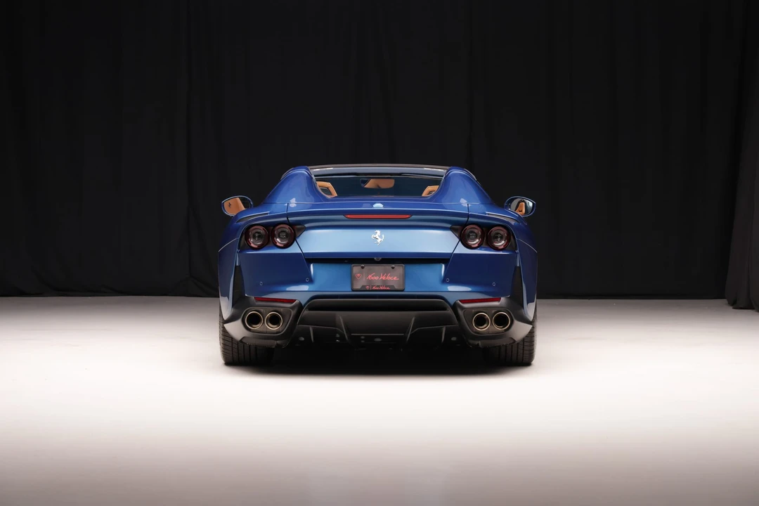 2022 Ferrari 812 GTS - Image 7 of 31