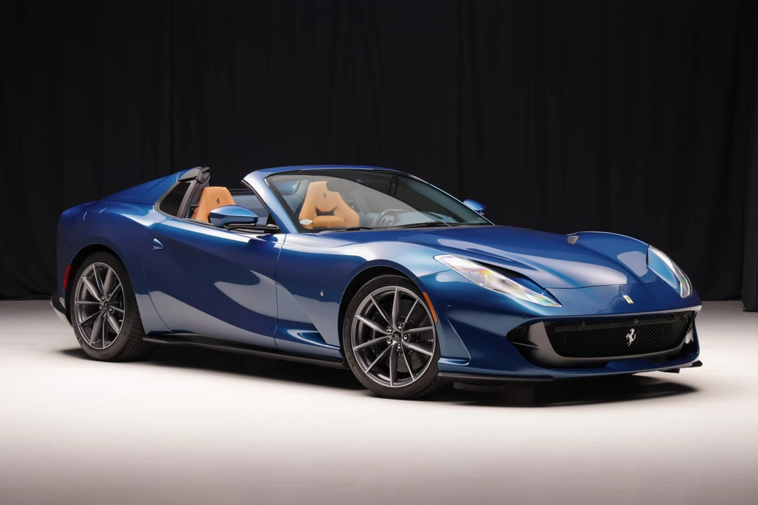 2022 Ferrari 812 GTS - Image 12 of 31