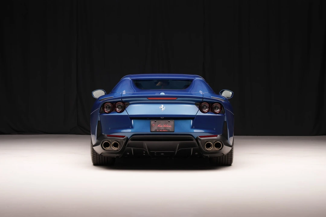 2022 Ferrari 812 GTS - Image 15 of 31