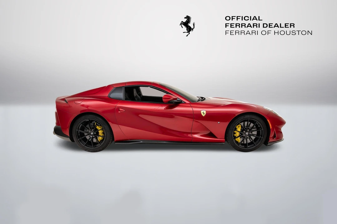 2022 Ferrari 812 GTS - Image 26 of 31