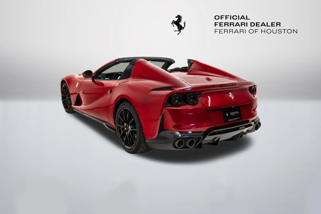 2022 Ferrari 812 GTS - Image 2 of 31