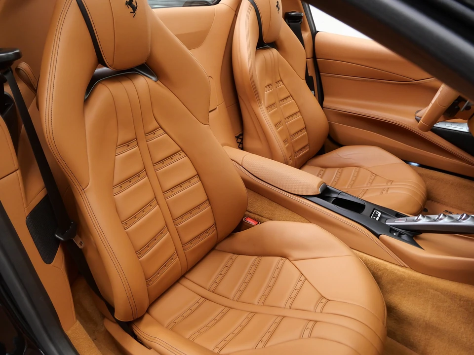 2022 Ferrari 812 GTS - Image 17 of 31