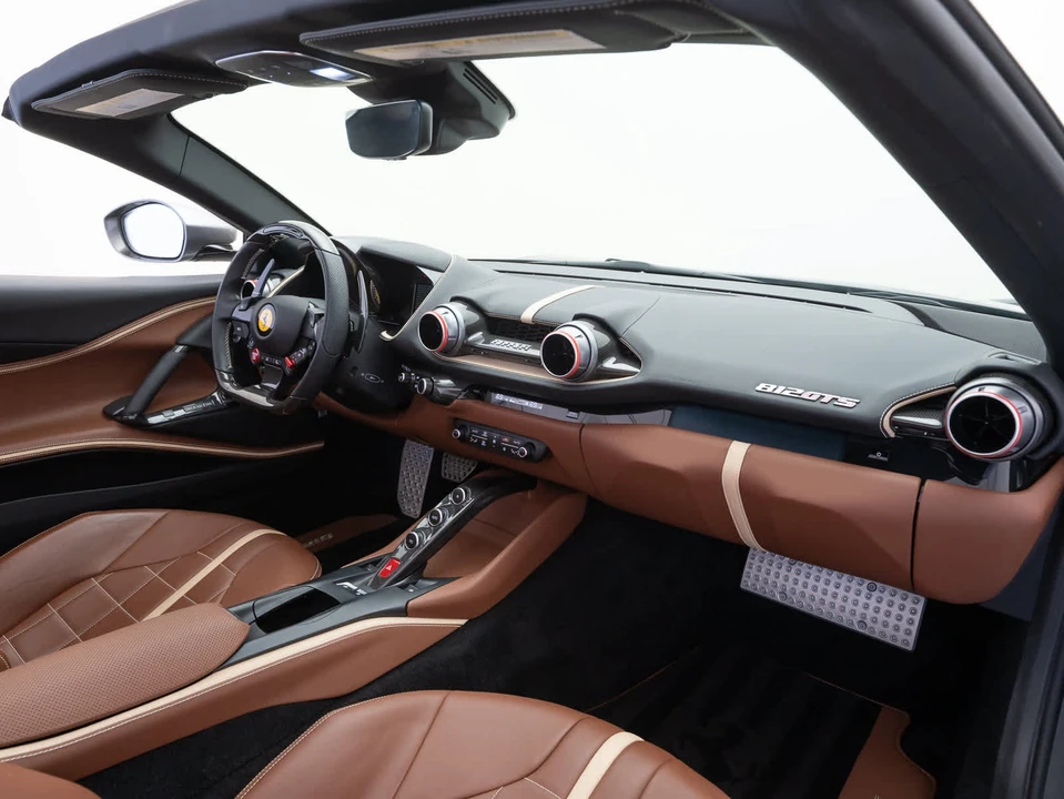 2022 Ferrari 812 GTS - Image 13 of 31