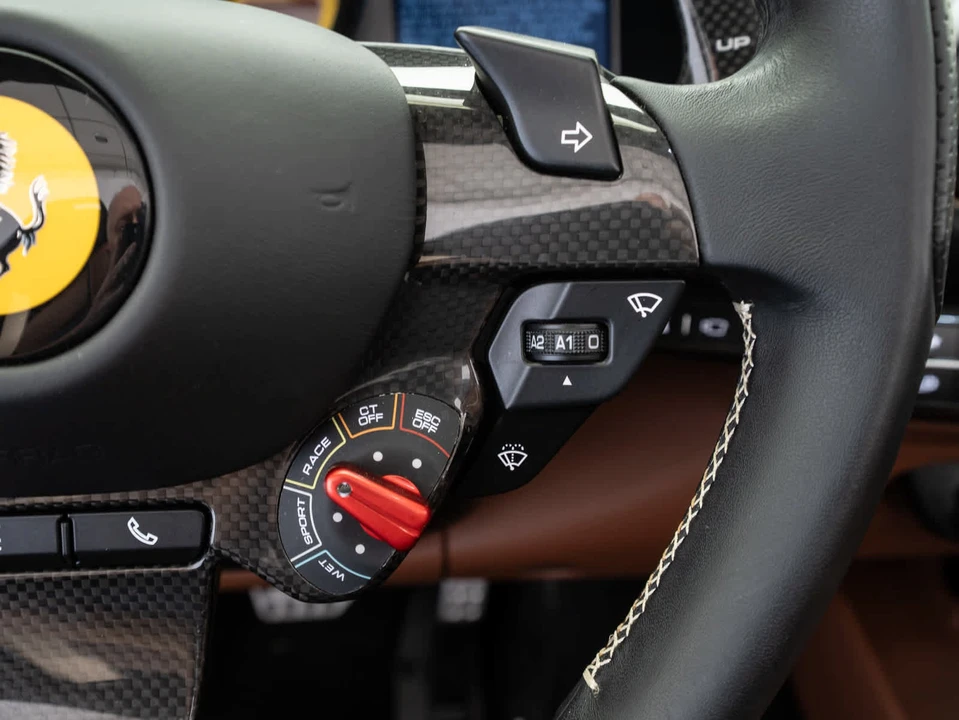 2022 Ferrari 812 GTS - Image 27 of 31