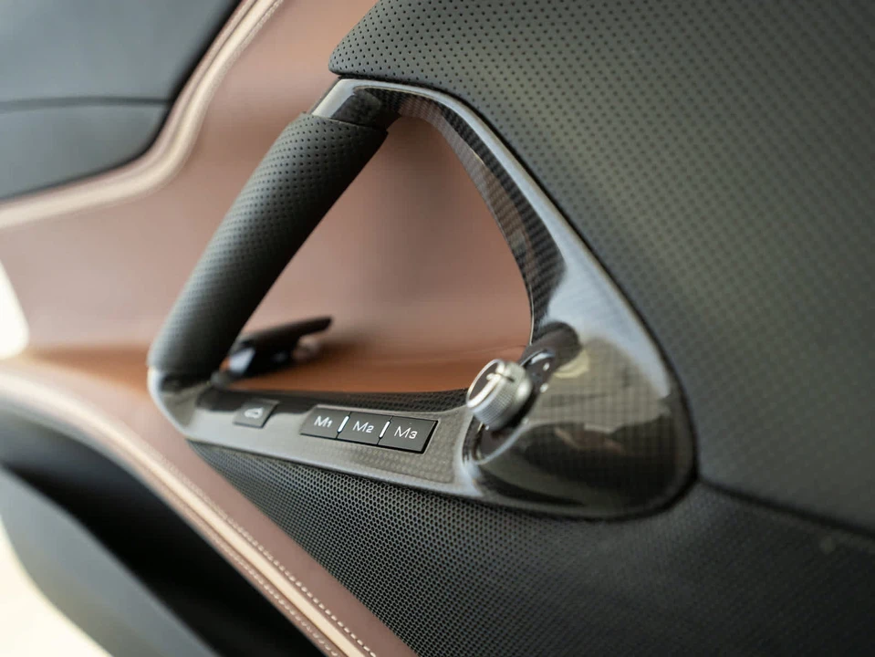 2022 Ferrari 812 GTS - Image 18 of 31