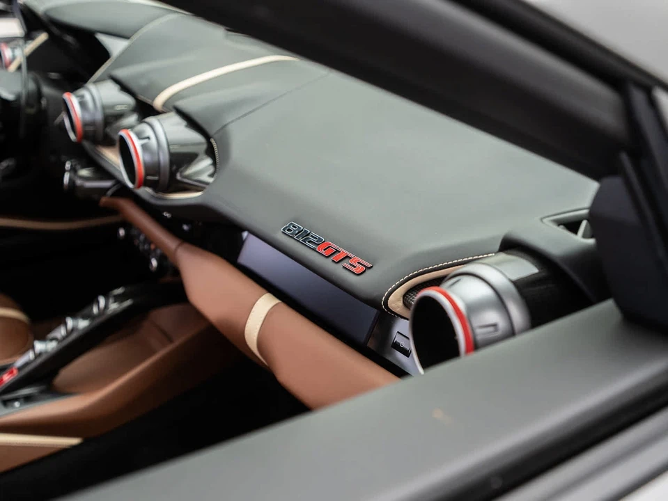 2022 Ferrari 812 GTS - Image 22 of 31