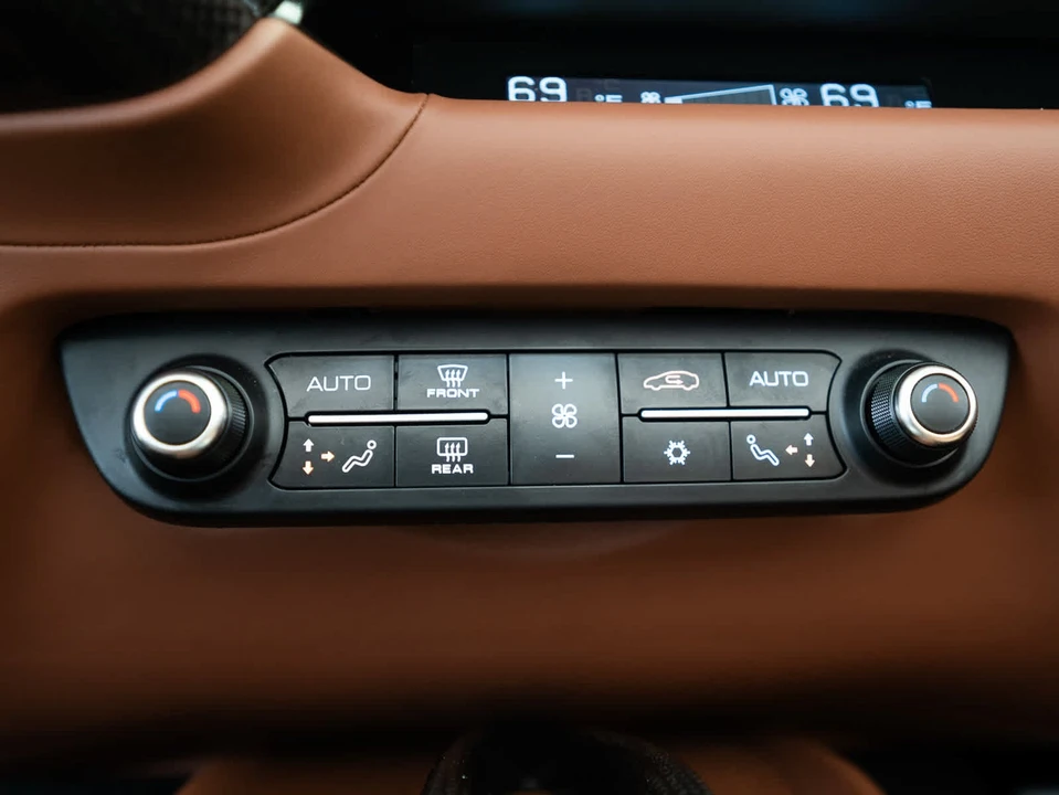 2022 Ferrari 812 GTS - Image 30 of 31