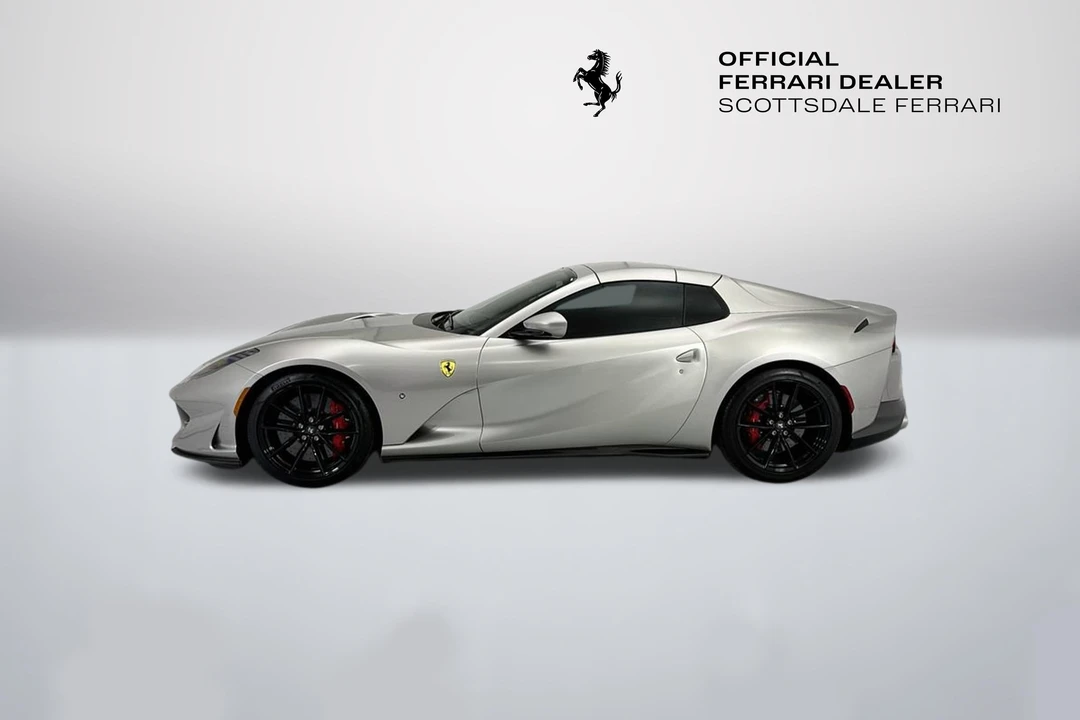 2022 Ferrari 812 GTS - Image 16 of 31