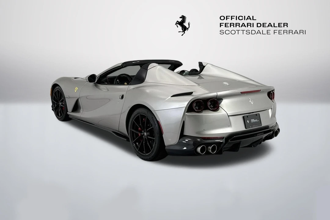 2022 Ferrari 812 GTS - Image 7 of 31