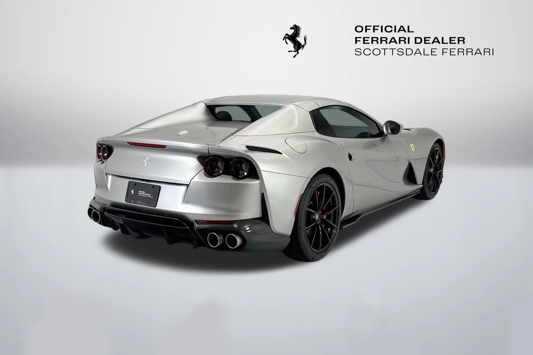2022 Ferrari 812 GTS - Image 13 of 31