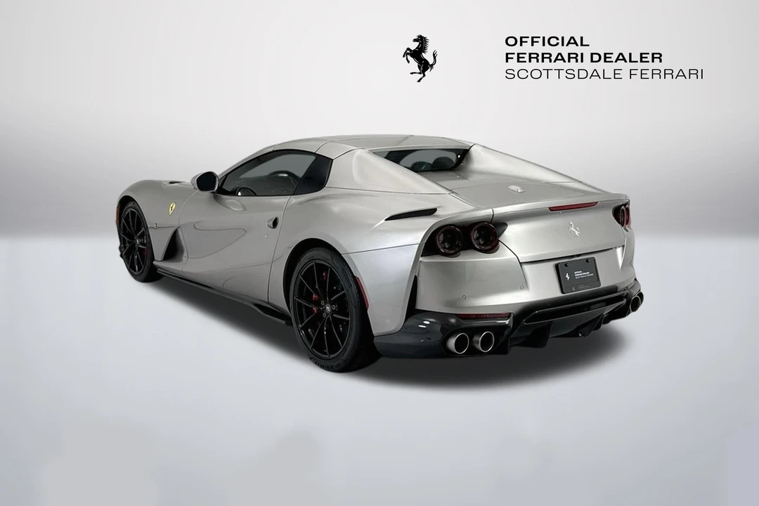 2022 Ferrari 812 GTS - Image 15 of 31