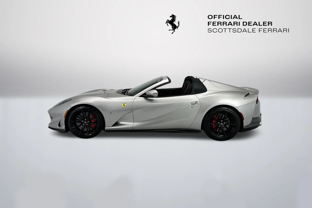 2022 Ferrari 812 GTS - Image 8 of 31