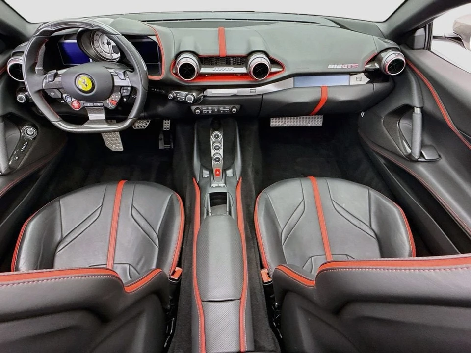2022 Ferrari 812 GTS - Image 22 of 31