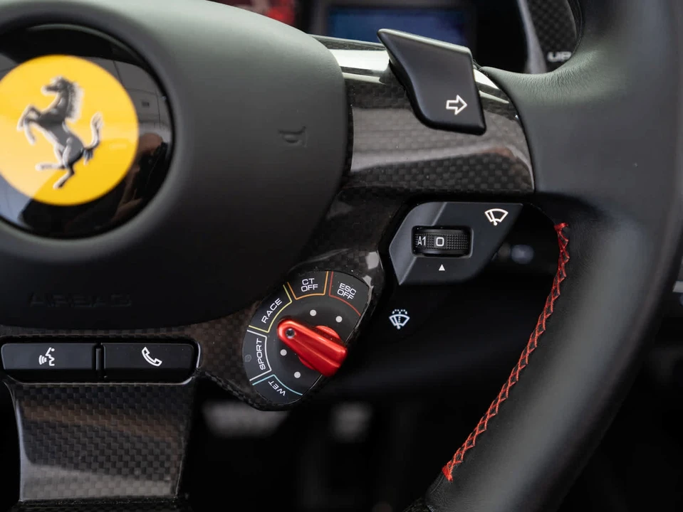 2022 Ferrari 812 GTS - Image 24 of 31