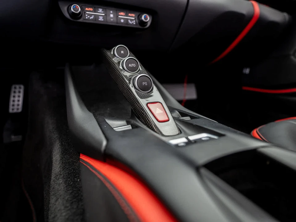 2022 Ferrari 812 GTS - Image 28 of 31