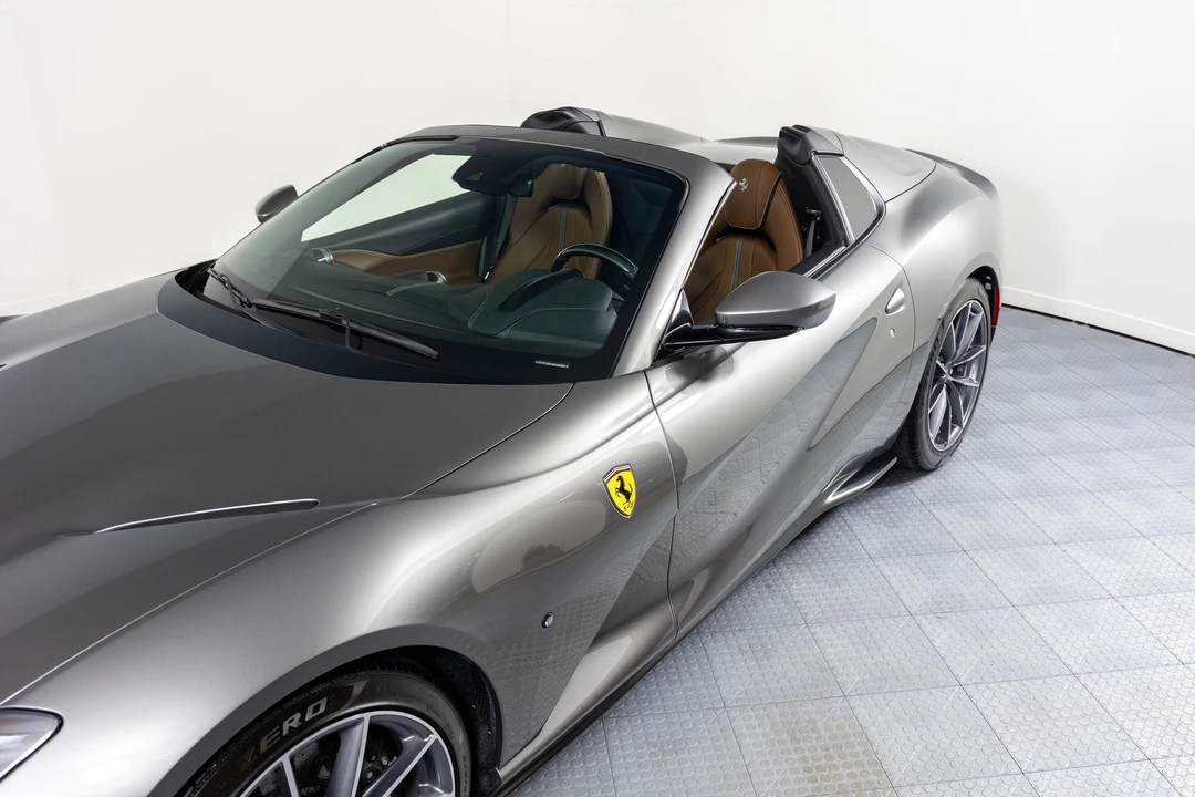2022 Ferrari 812 GTS - Image 6 of 21