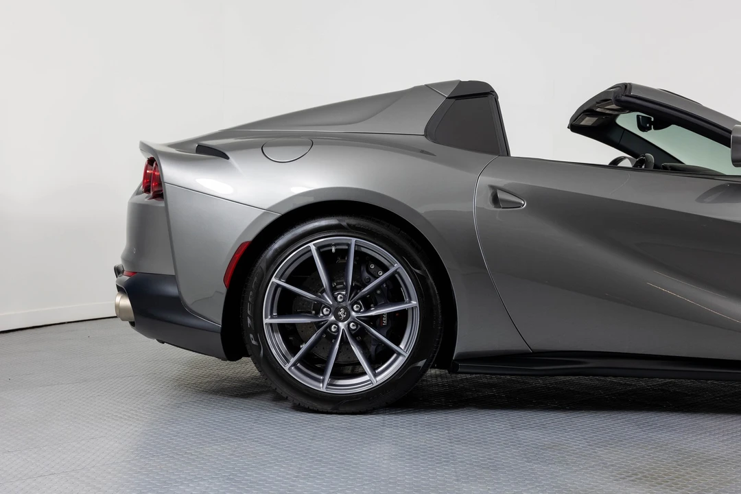 2022 Ferrari 812 GTS - Image 13 of 21