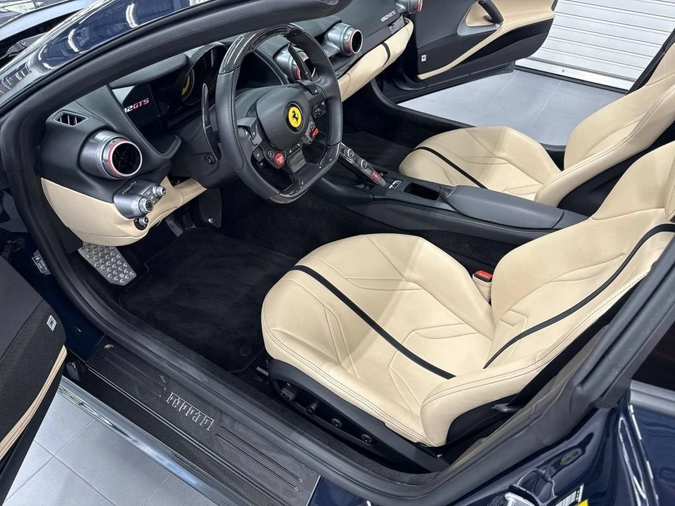 2022 Ferrari 812 GTS - Image 28 of 31