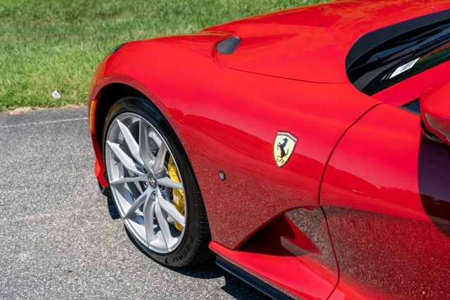 2022 Ferrari 812 GTS - Image 12 of 31