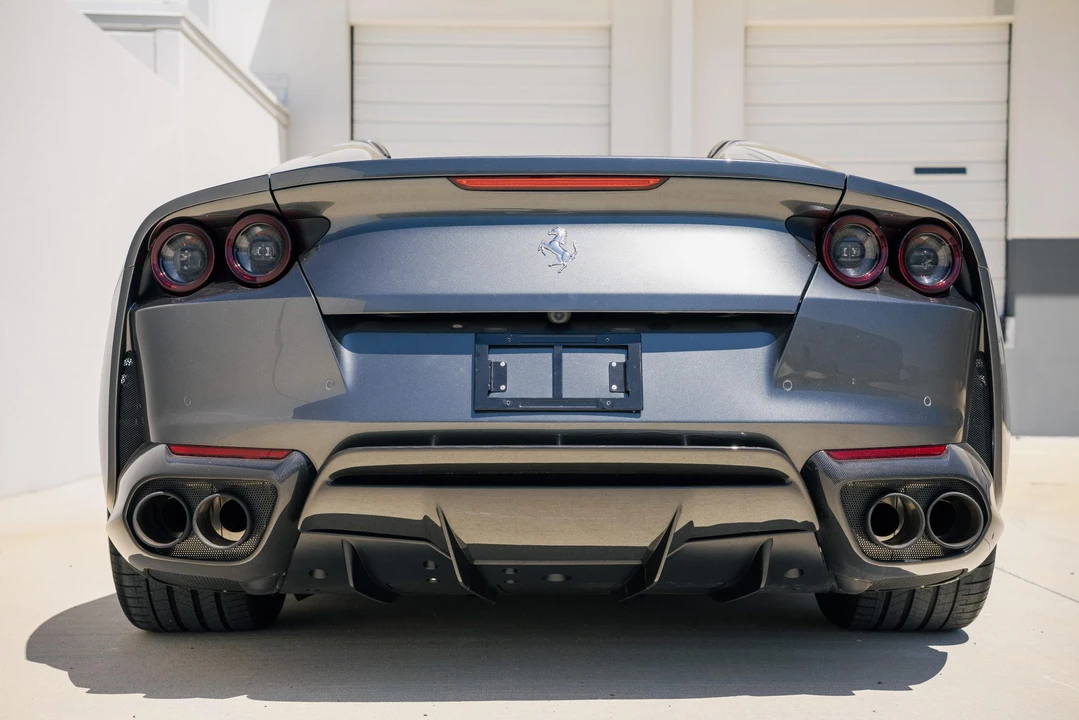 2022 Ferrari 812 GTS - Image 29 of 31