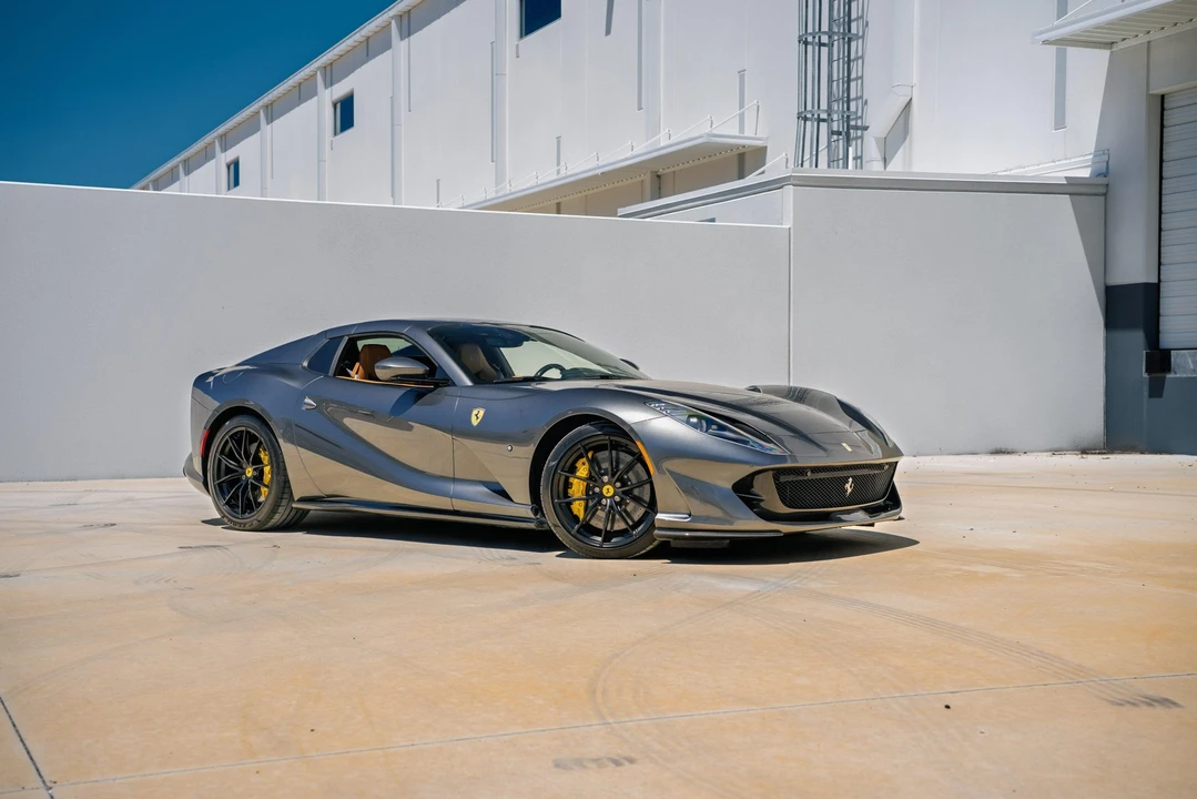 2022 Ferrari 812 GTS - Image 14 of 31