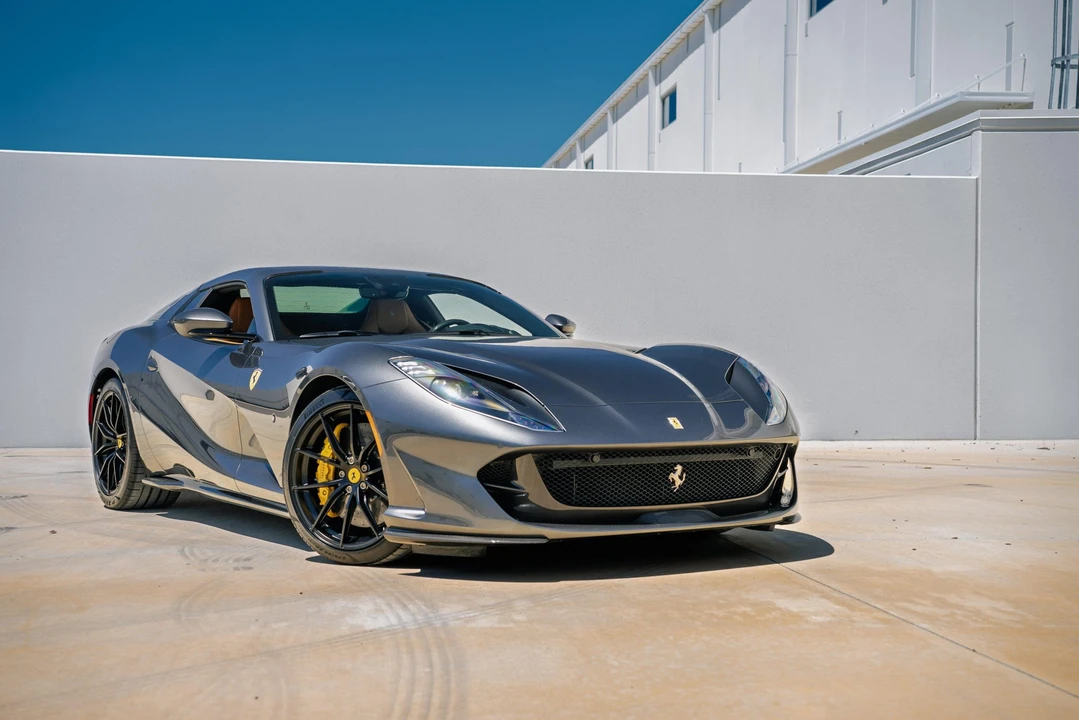 2022 Ferrari 812 GTS - Image 11 of 31