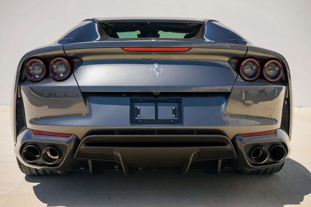 2022 Ferrari 812 GTS - Image 26 of 31