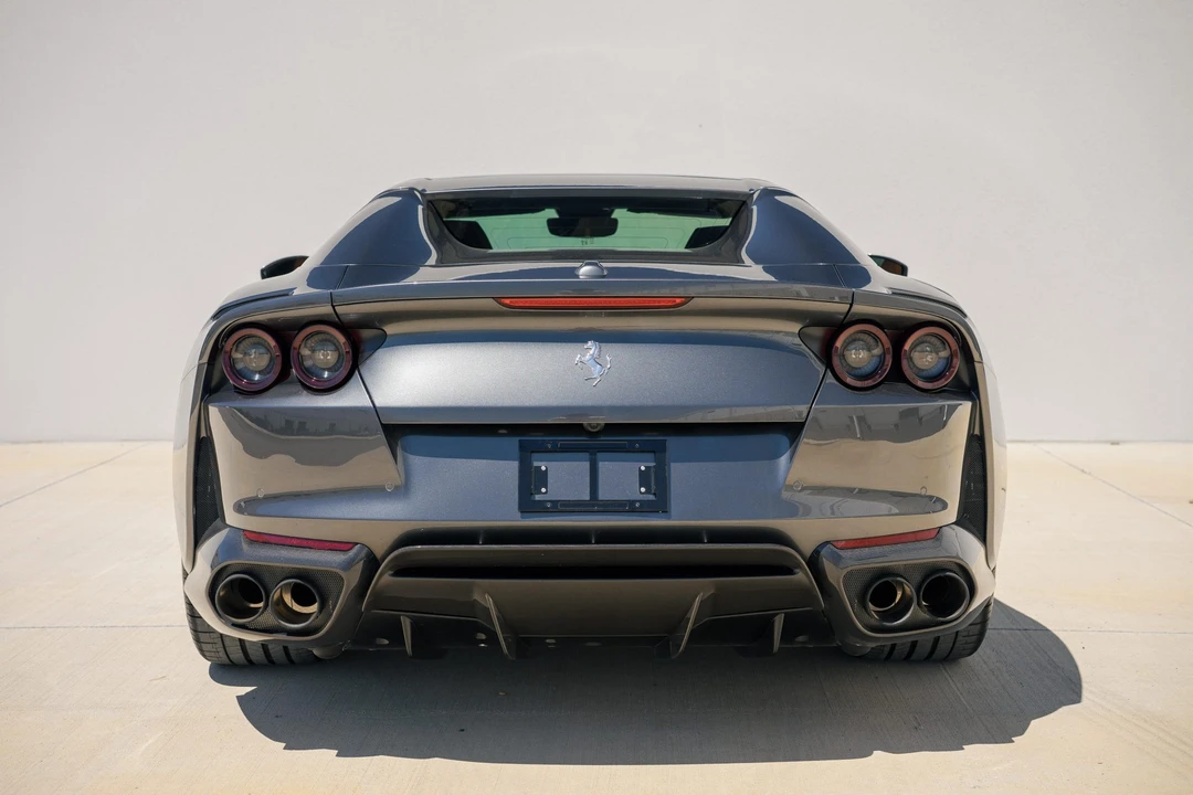 2022 Ferrari 812 GTS - Image 25 of 31
