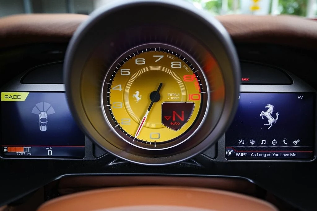 2022 Ferrari 812 GTS - Image 29 of 31