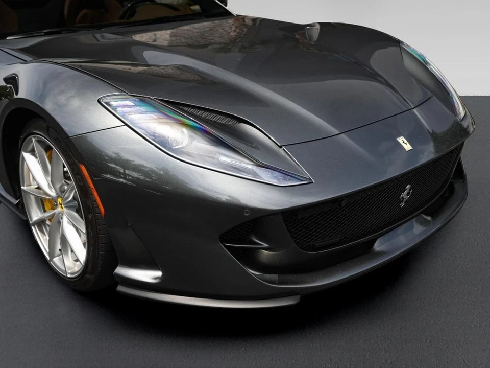 2022 Ferrari 812 GTS - Image 12 of 31