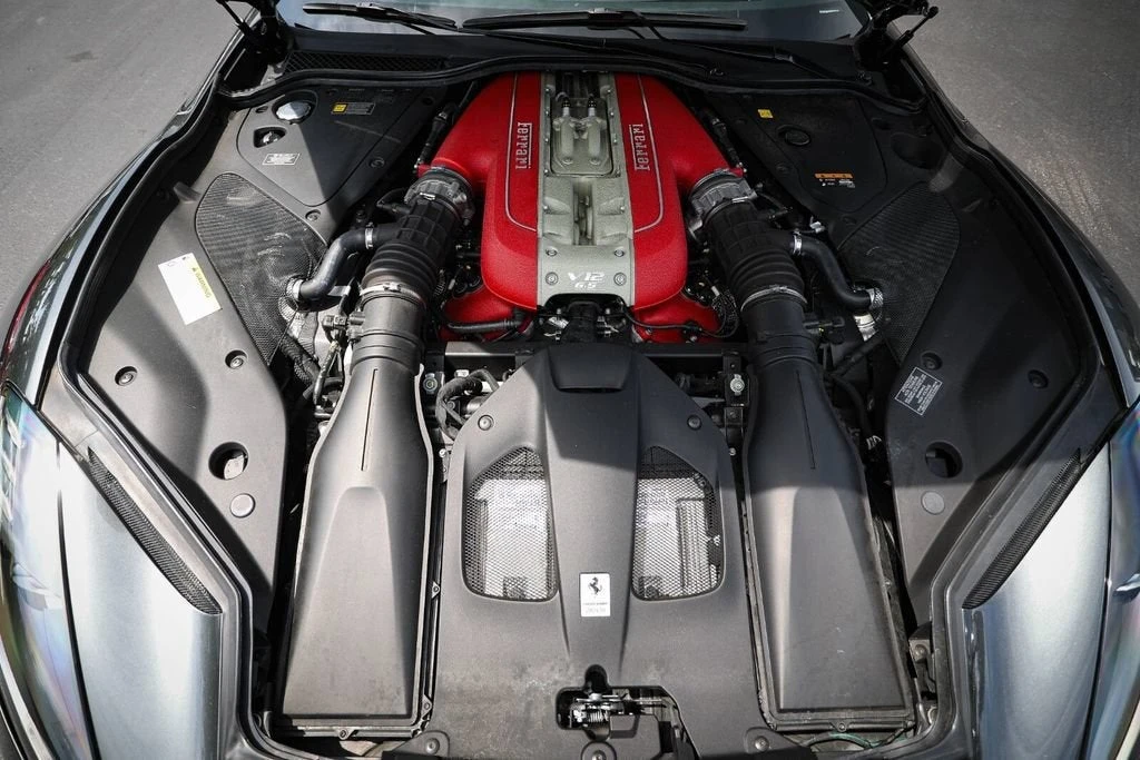2022 Ferrari 812 GTS - Image 22 of 31