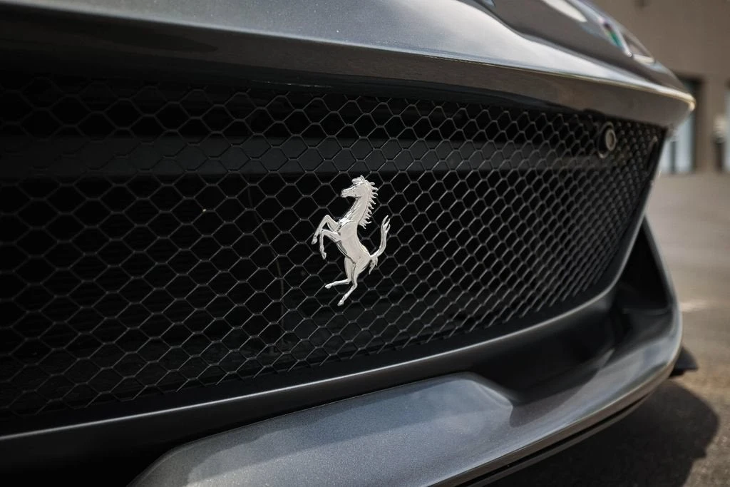 2022 Ferrari 812 GTS - Image 13 of 31