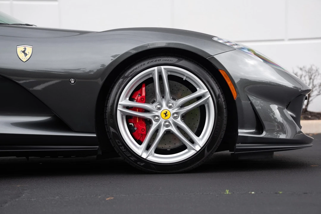 2022 Ferrari 812 GTS - Image 9 of 12