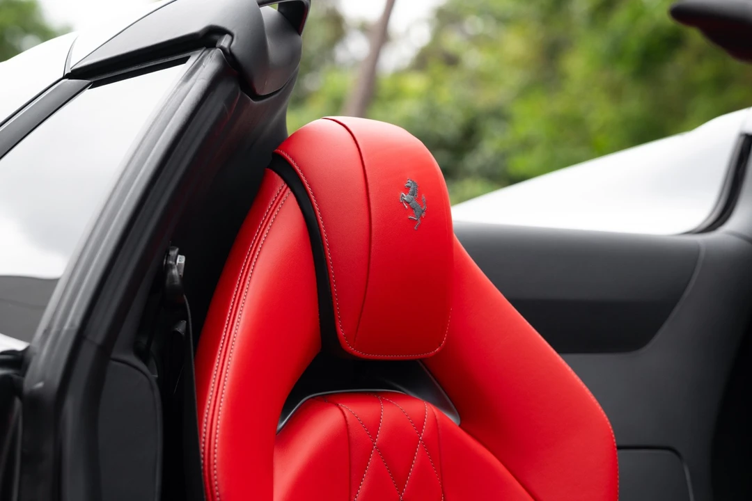2022 Ferrari 812 GTS - Image 7 of 12