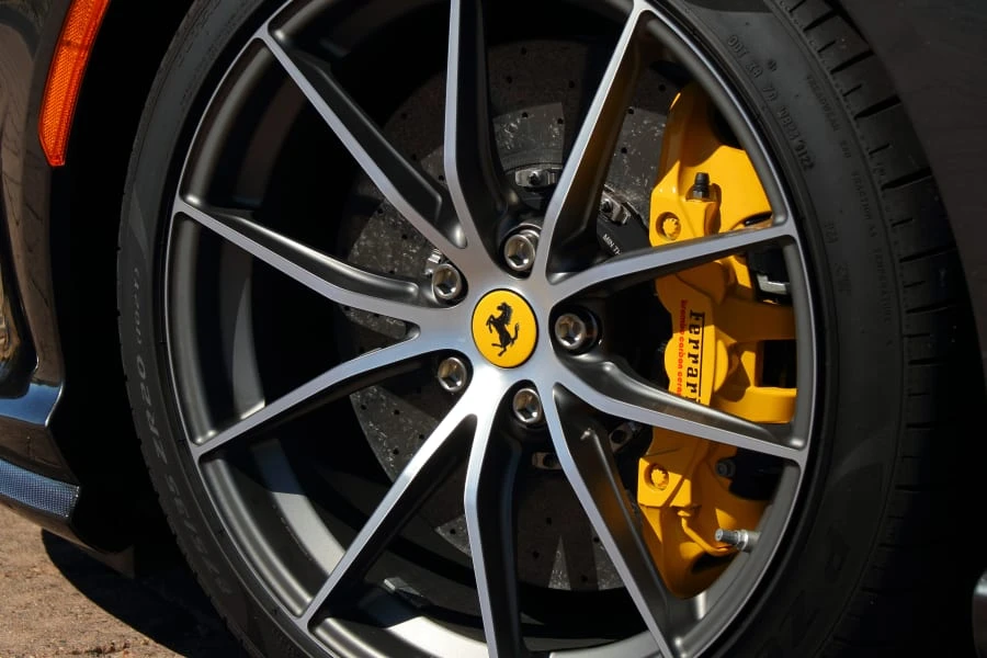 2022 Ferrari 812 GTS - Image 10 of 31