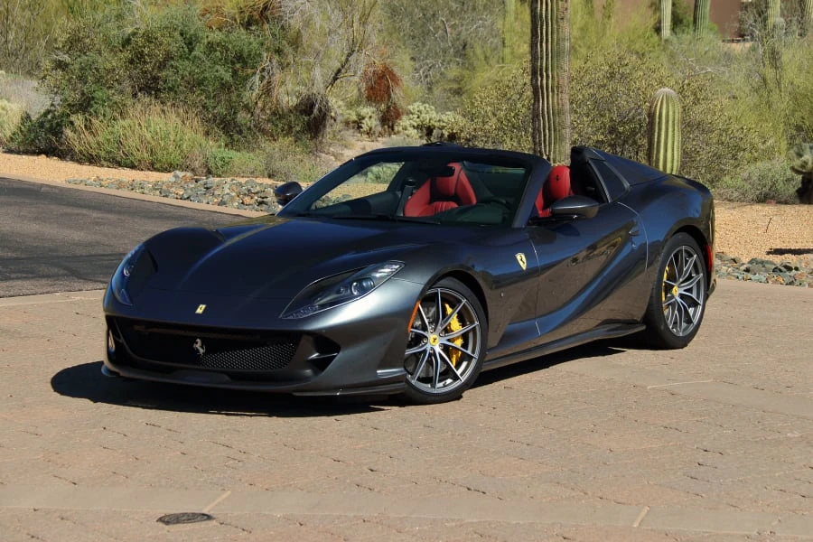 2022 Ferrari 812 GTS - Image 7 of 31