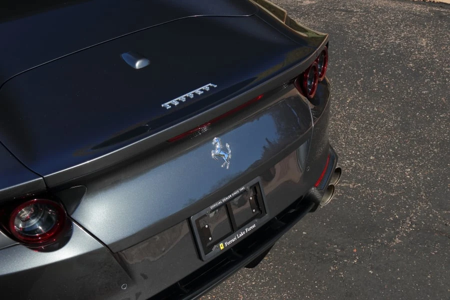 2022 Ferrari 812 GTS - Image 27 of 31