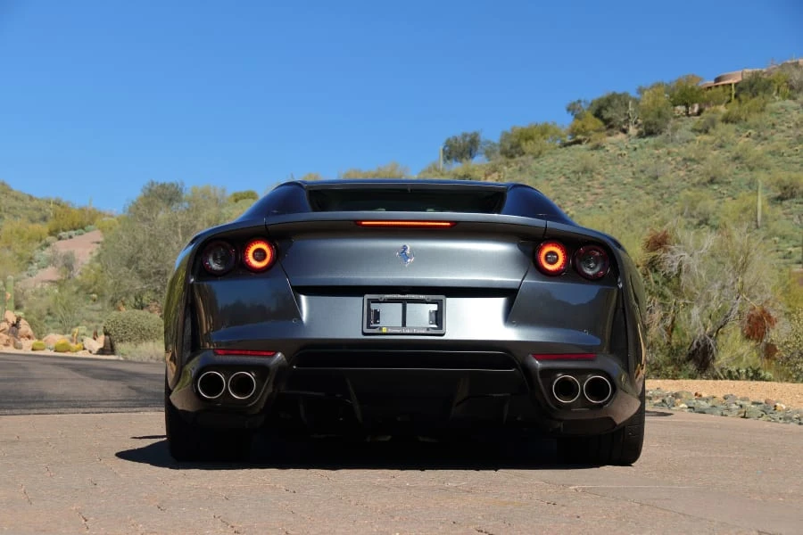 2022 Ferrari 812 GTS - Image 16 of 31