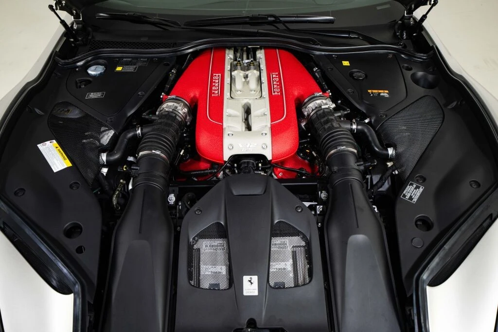 2022 Ferrari 812 GTS - Image 23 of 31