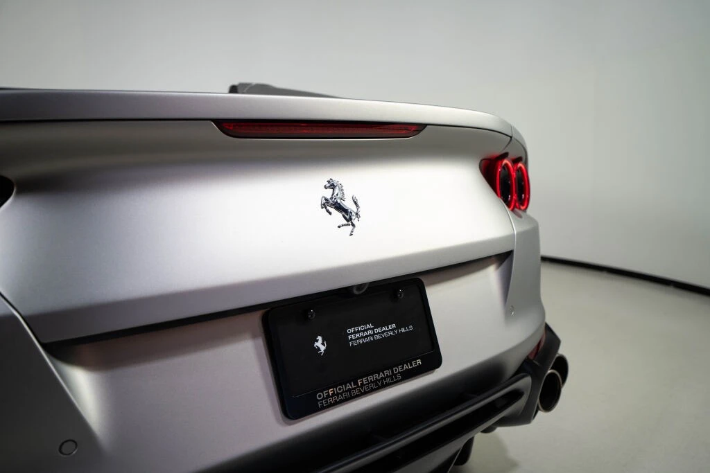 2022 Ferrari 812 GTS - Image 30 of 31