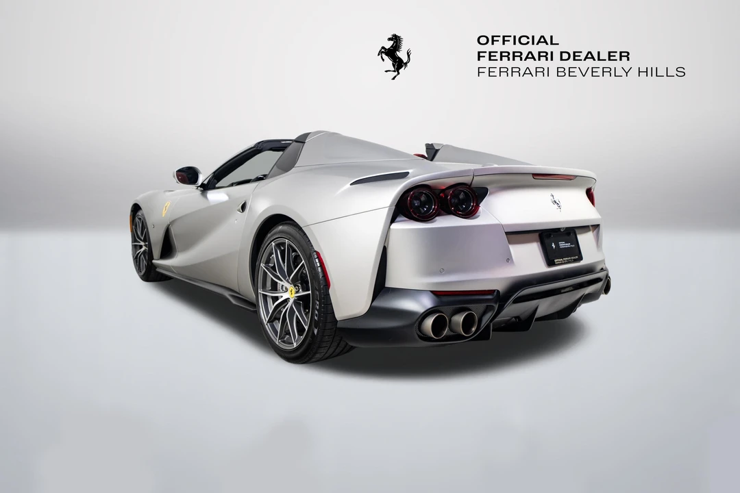 2022 Ferrari 812 GTS - Image 7 of 31