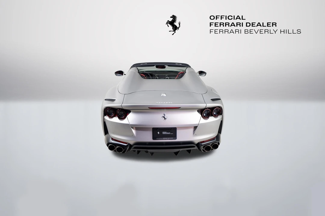 2022 Ferrari 812 GTS - Image 10 of 31