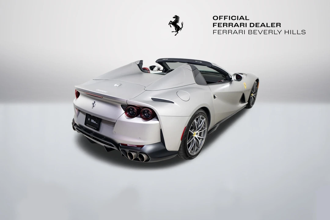 2022 Ferrari 812 GTS - Image 12 of 31