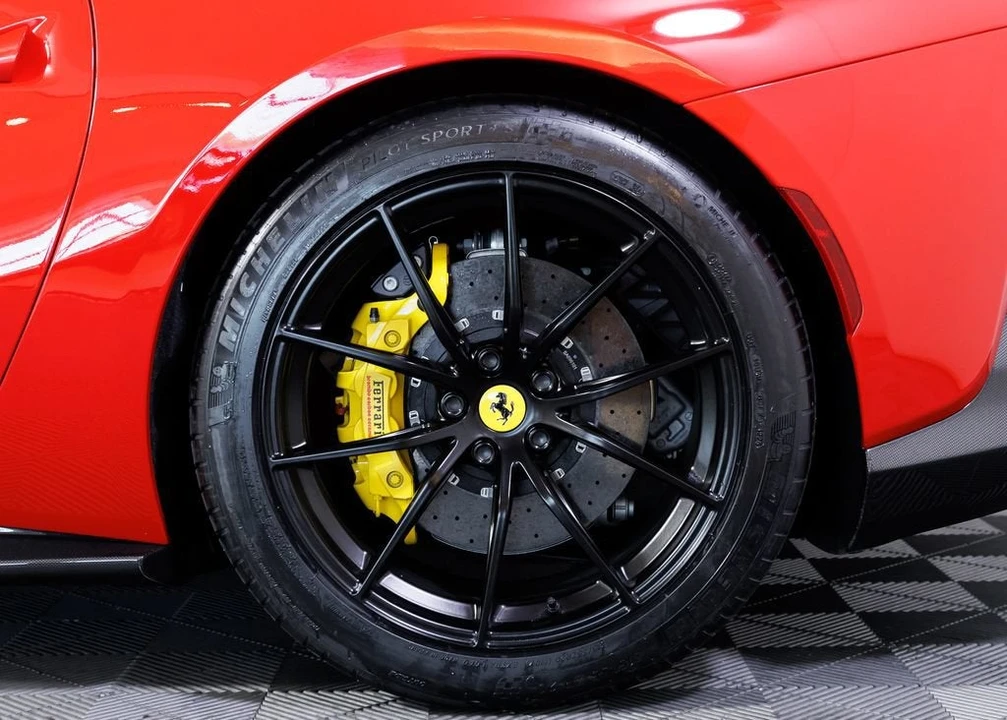 2022 Ferrari 812 GTS - Image 10 of 31